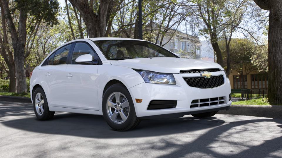 2013 Chevrolet Cruze Vehicle Photo in MOON TOWNSHIP, PA 15108-2571