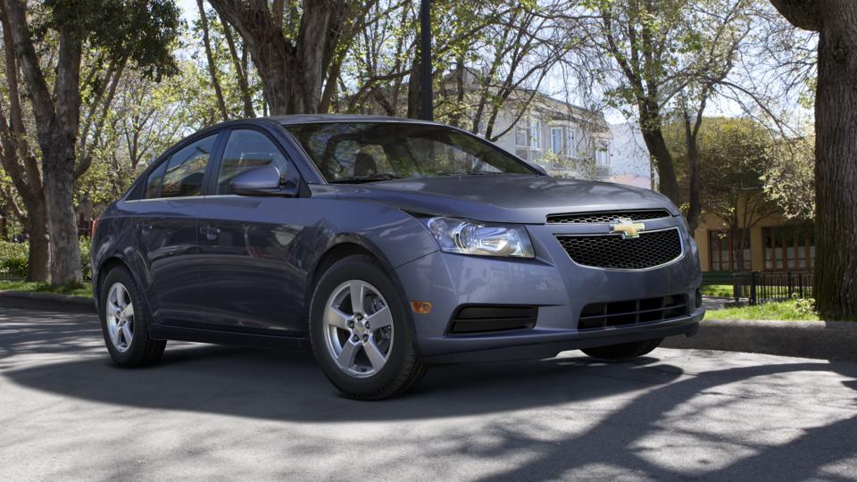 2013 Chevrolet Cruze Vehicle Photo in MEDINA, OH 44256-9001