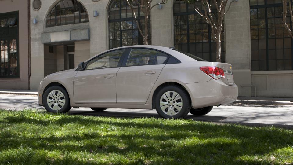 2013 Chevrolet Cruze Vehicle Photo in NEENAH, WI 54956-2243