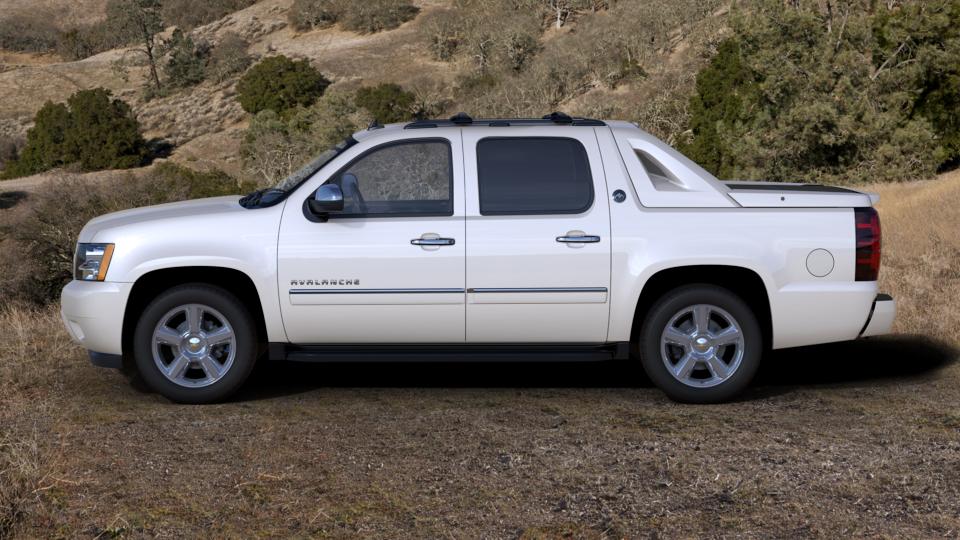 2013 Chevrolet Avalanche Vehicle Photo in ALLIANCE, OH 44601-4622