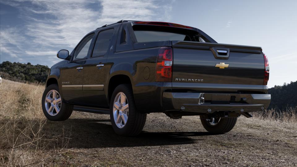 2013 Chevrolet Avalanche Vehicle Photo in DENTON, TX 76210-9321