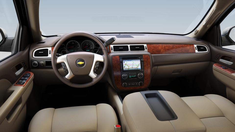 2013 Chevrolet Avalanche Vehicle Photo in DENTON, TX 76210-9321