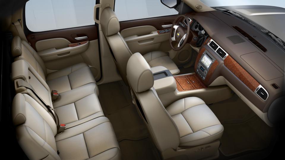 2013 Chevrolet Avalanche Vehicle Photo in DENTON, TX 76210-9321