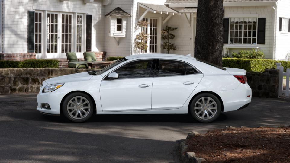 2013 Chevrolet Malibu Vehicle Photo in MEDINA, OH 44256-9001