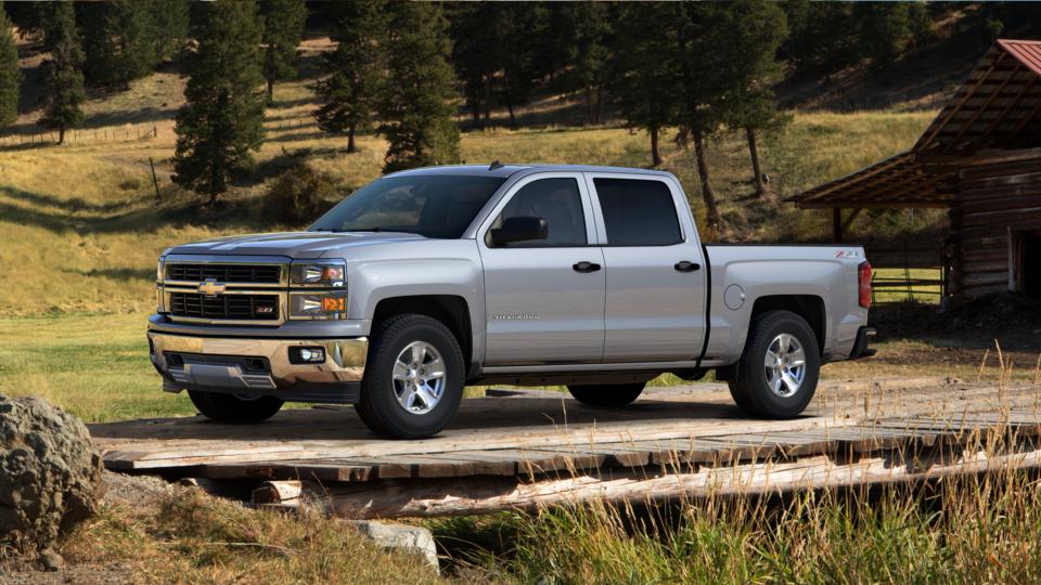 2014 Chevrolet Silverado 1500 Vehicle Photo in MASSENA, NY 13662-2255