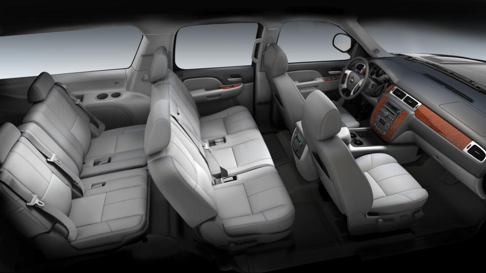 2014 Chevrolet Suburban Vehicle Photo in DENTON, TX 76210-9321