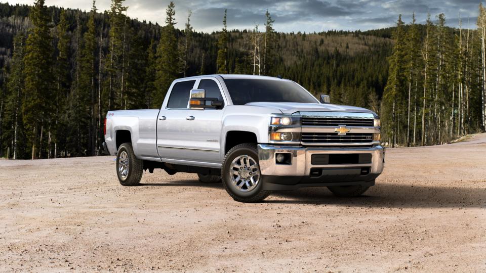 2015 Chevrolet Silverado 3500HD Vehicle Photo in BOONVILLE, IN 47601-9633