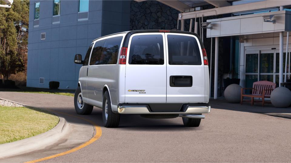 2015 Chevrolet Express Passenger Vehicle Photo in GREENACRES, FL 33463-3207