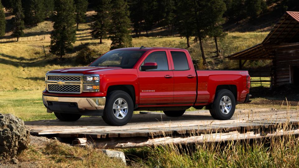 2015 Chevrolet Silverado 1500 Vehicle Photo in Oshkosh, WI 54904