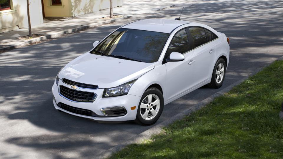 Used 2016 Chevrolet Cruze Limited 1LT with VIN 1G1PE5SB5G7198385 for sale in Hibbing, Minnesota