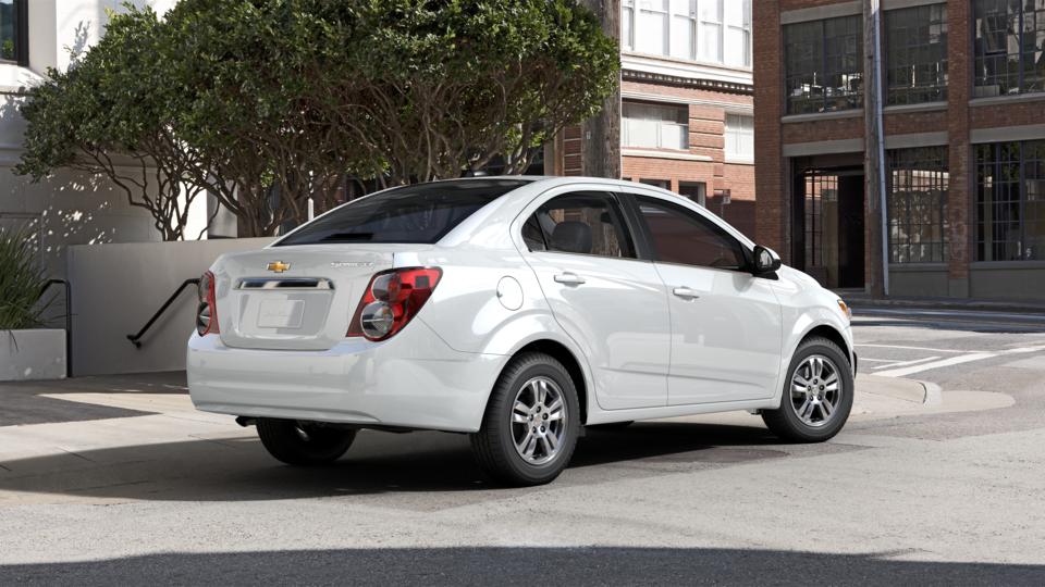 2016 Chevrolet Sonic LT photo 3