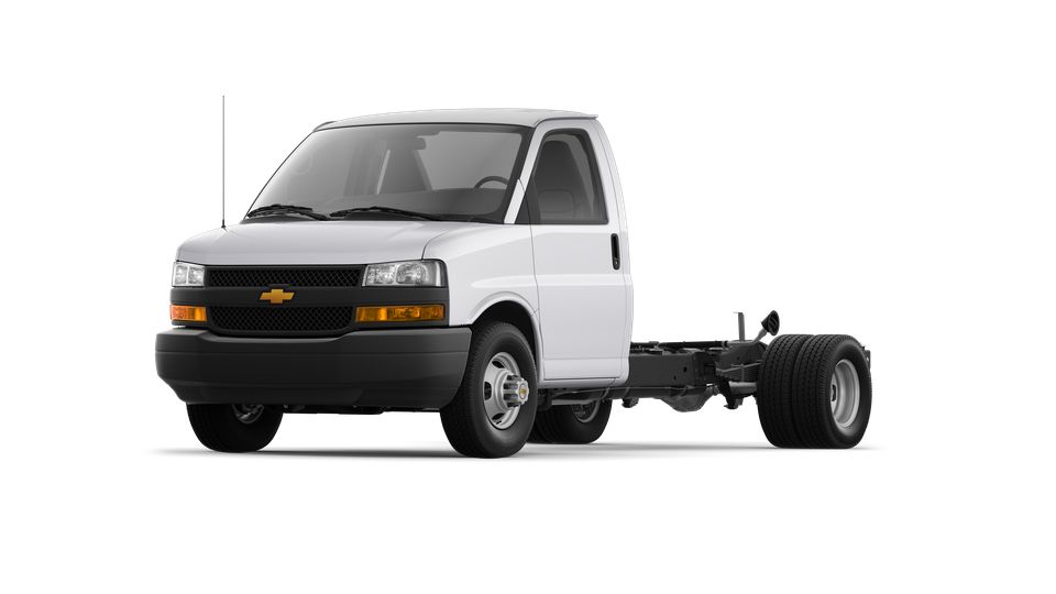 2024 Chevrolet Express Commercial Cutaway Vehicle Photo in ENGLEWOOD, CO 80113-6708