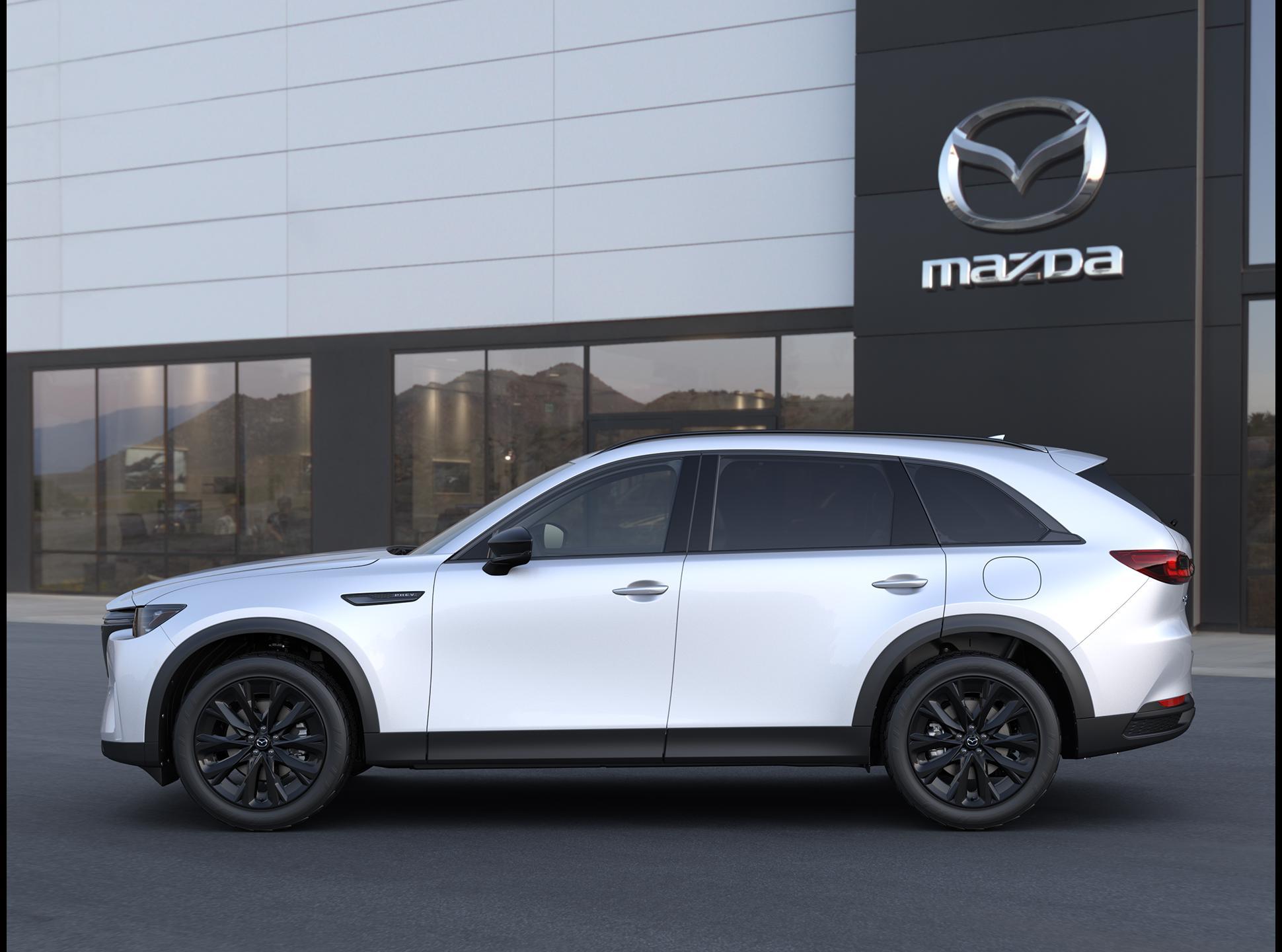 2025 Mazda CX-90 PHEV Vehicle Photo in Green Bay, WI 54304