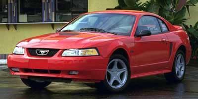 2000 Ford Mustang Base photo 2