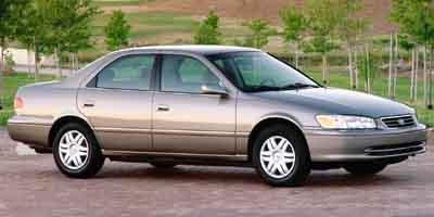 Research 2001
                  TOYOTA Camry pictures, prices and reviews