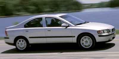 2004 Volvo S60 Vehicle Photo in DENTON, TX 76210-9321