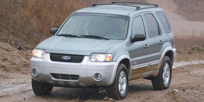2005 Ford Escape Vehicle Photo in DENTON, TX 76210-9321