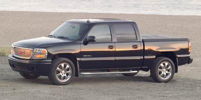 2006 GMC Sierra Denali Vehicle Photo in CHICOPEE, MA 01020-5001