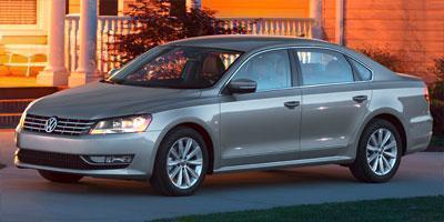 2013 Volkswagen Passat Vehicle Photo in Peoria, IL 61615