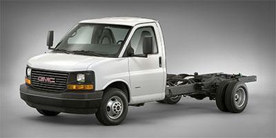 2015 GMC Savana Commercial Cutaway Vehicle Photo in MIAMI, FL 33172-3015