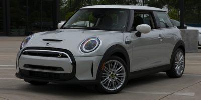 2024 MINI Hardtop 2 Door Vehicle Photo in GREENACRES, FL 33463-3207