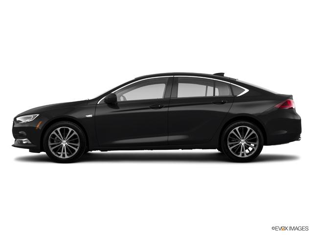 2020 Buick Regal Sportback Vehicle Photo in KANSAS CITY, MO 64114-4545