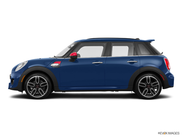 2016 MINI Cooper S Hardtop 4 Door Vehicle Photo in Savannah, GA 31419