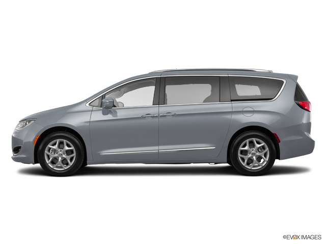 2017 Chrysler Pacifica Vehicle Photo in Lees Summit, MO 64086