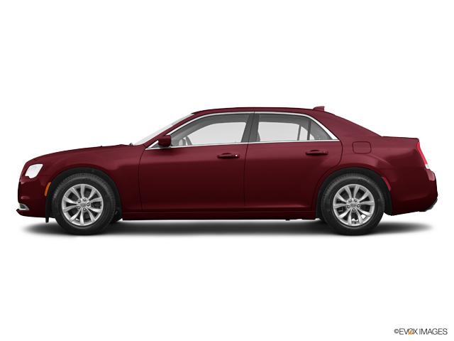 2019 Chrysler 300 Vehicle Photo in TOPEKA, KS 66609-0000