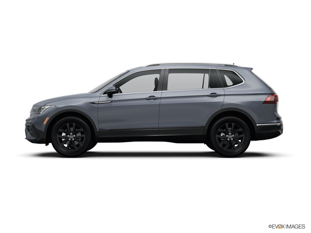 2024 Volkswagen Tiguan Vehicle Photo in KANSAS CITY, MO 64114-4502