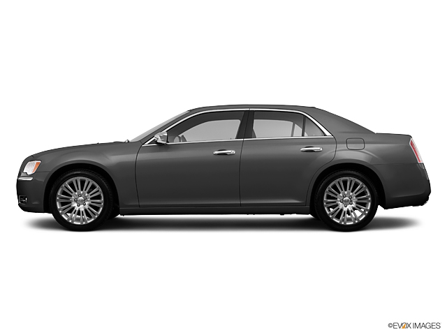 2013 Chrysler 300 Vehicle Photo in INDEPENDENCE, MO 64055-1314