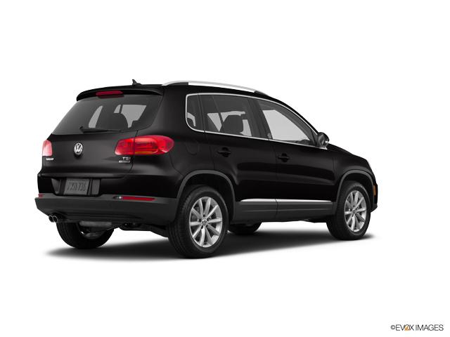 2017 Volkswagen Tiguan Vehicle Photo in KANSAS CITY, MO 64114-4502