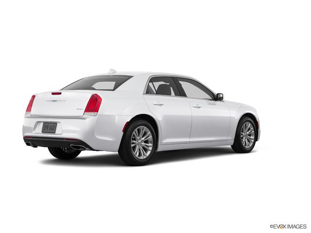 2017 Chrysler 300 Vehicle Photo in Willow Grove, PA 19090