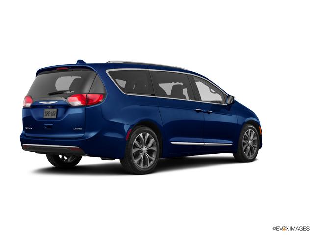 2018 Chrysler Pacifica Vehicle Photo in Kansas City, MO 64114