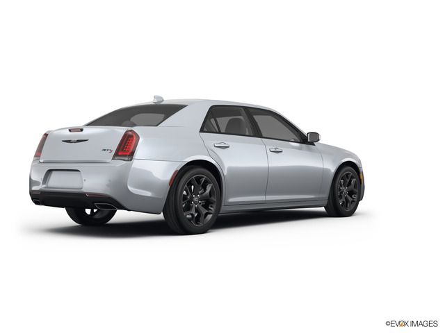 2023 Chrysler 300 Vehicle Photo in Lees Summit, MO 64086