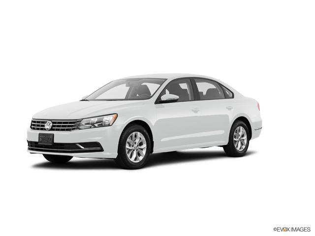 2018 Volkswagen Passat Vehicle Photo in INDEPENDENCE, MO 64055-1314