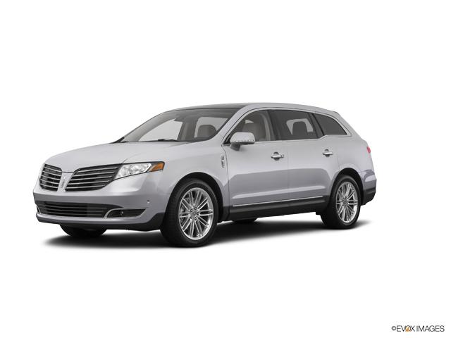2019 Lincoln MKT Vehicle Photo in TOPEKA, KS 66609-0000
