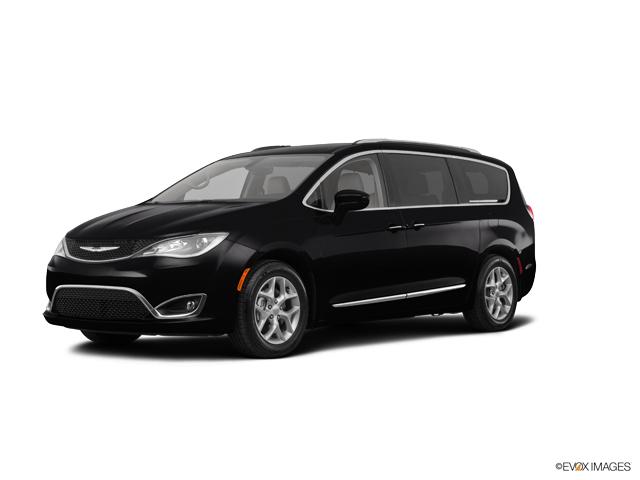 2019 Chrysler Pacifica Vehicle Photo in Lees Summit, MO 64086