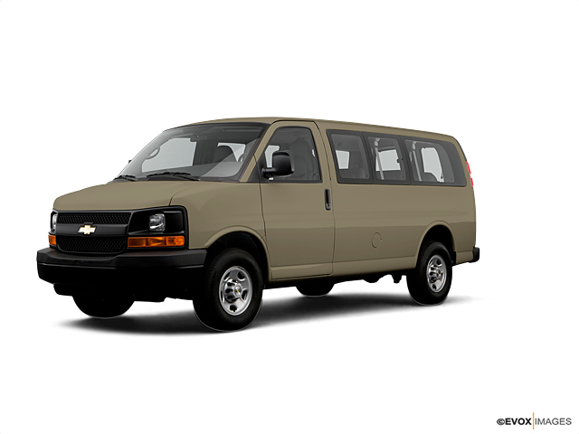 2008 Chevrolet Express Passenger 1GAHG39K981215217