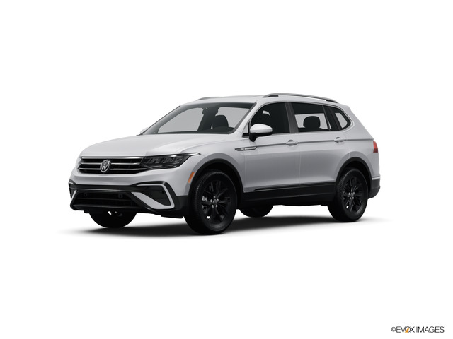 2024 Volkswagen Tiguan Vehicle Photo in KANSAS CITY, MO 64114-4502