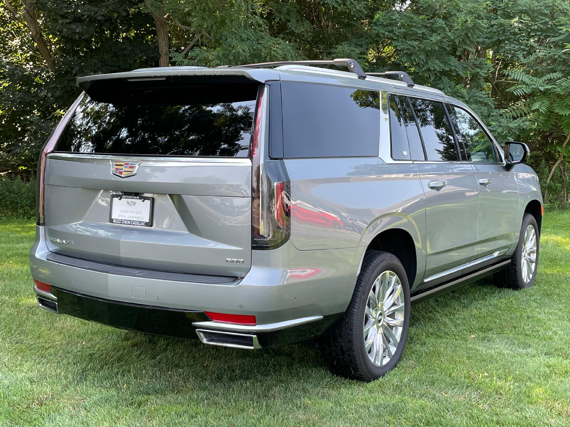 used 2023 Cadillac Escalade ESV car, priced at $94,995