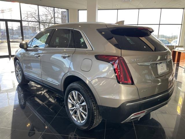 used 2022 Cadillac XT5 car, priced at $35,999