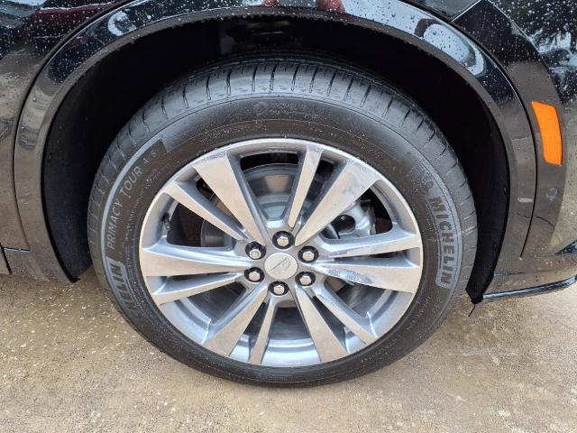 used 2025 Cadillac XT6 car, priced at $59,189