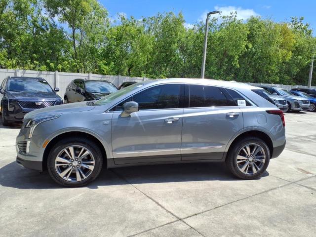 used 2025 Cadillac XT5 car, priced at $50,990