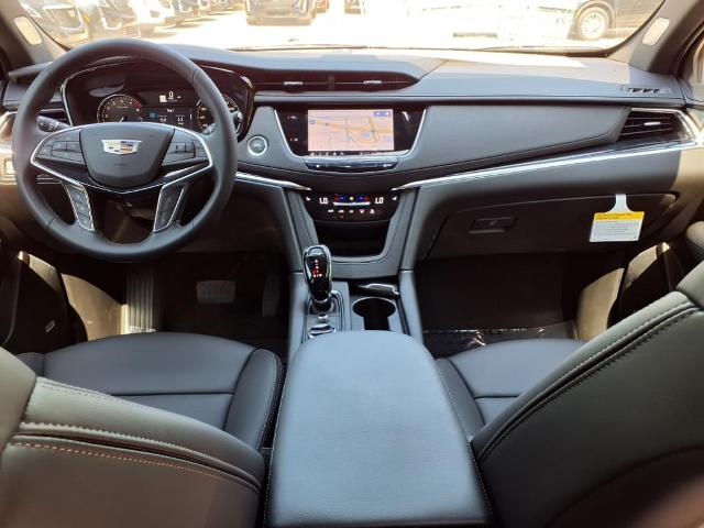 used 2025 Cadillac XT5 car, priced at $52,914