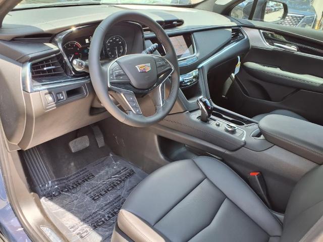 used 2025 Cadillac XT5 car, priced at $56,114