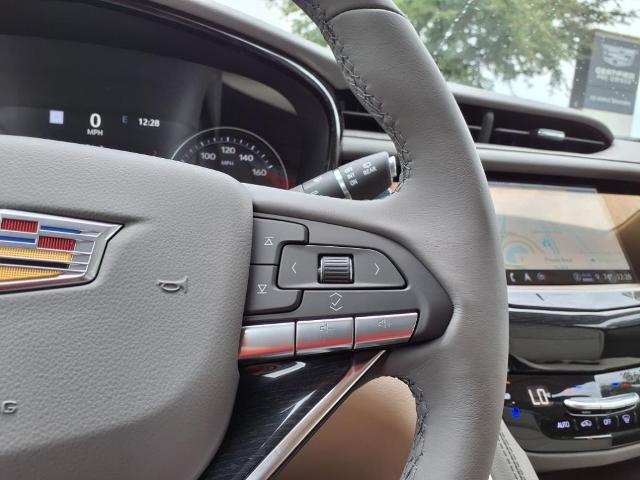 used 2025 Cadillac XT6 car, priced at $59,189