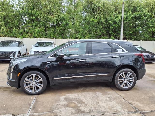 used 2025 Cadillac XT5 car, priced at $53,174