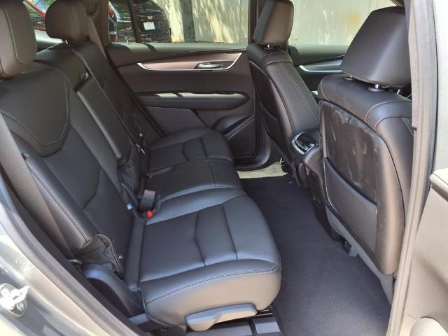 used 2025 Cadillac XT6 car, priced at $48,590