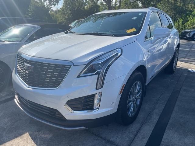 new 2023 Cadillac XT5 car